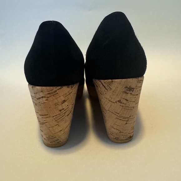 Stuart Weitzman wedges size 7.5 - Picture 4 of 7